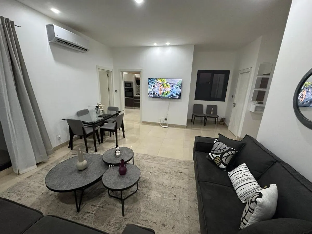 아파트 Nice F2 With New, Modern Furniture In Mermoz 다카르 세네갈