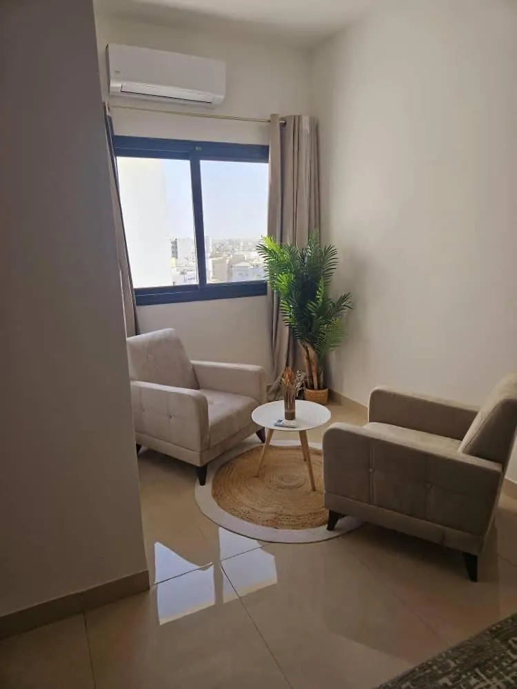 Nice F2 With New, Modern Furniture In Mermoz 다카르 0*,